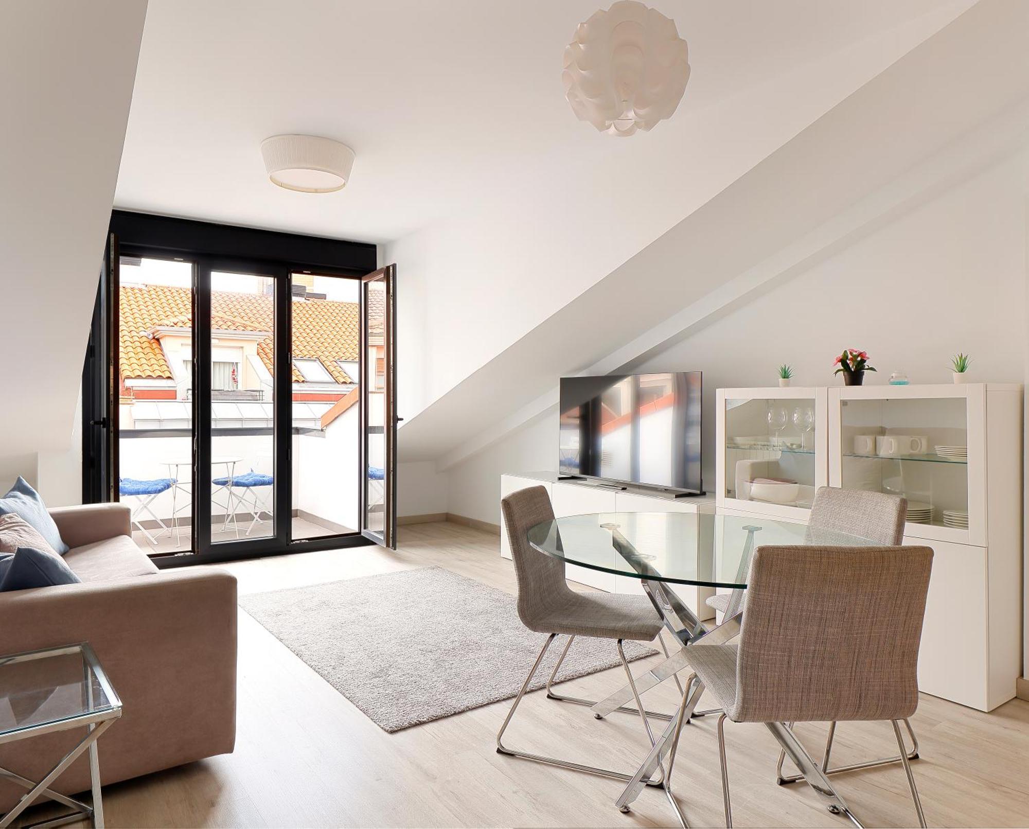 Atico Con Terraza En Playa De San Lorenzo Gijón Zewnętrze zdjęcie